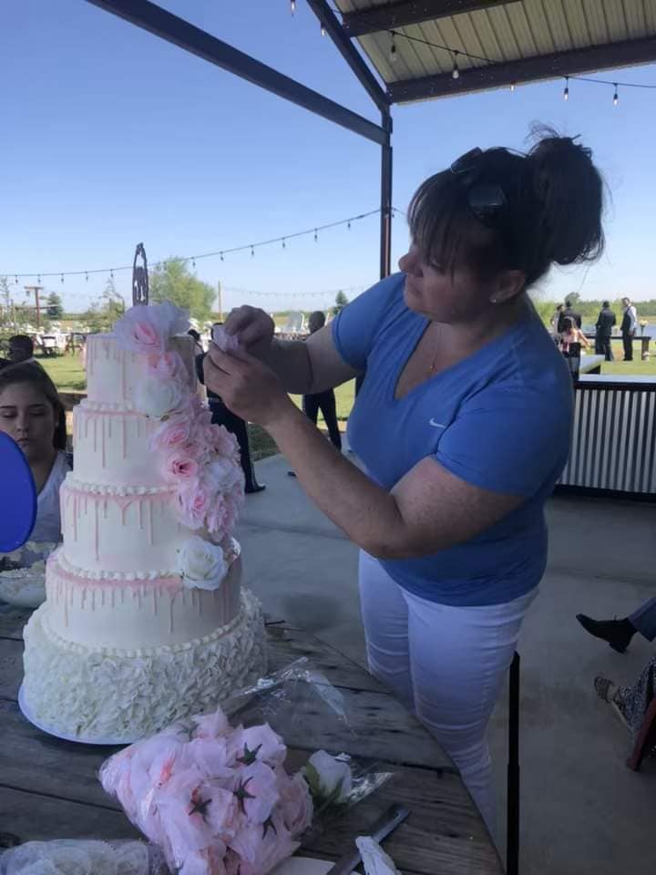 Custom-curated cupcake bouquets, made to reflect your unique style