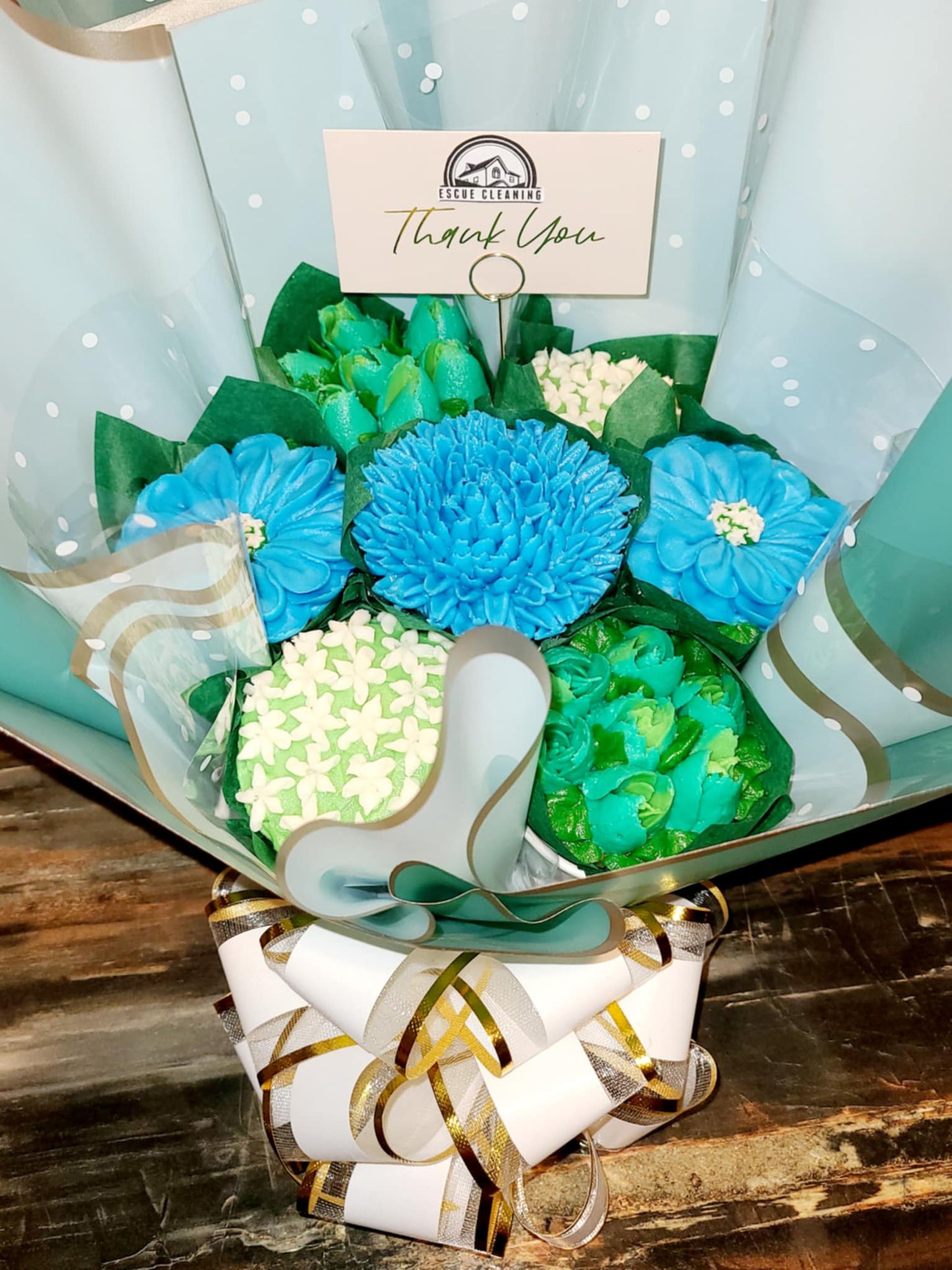 Green Anniversary/Birthday Bouquets